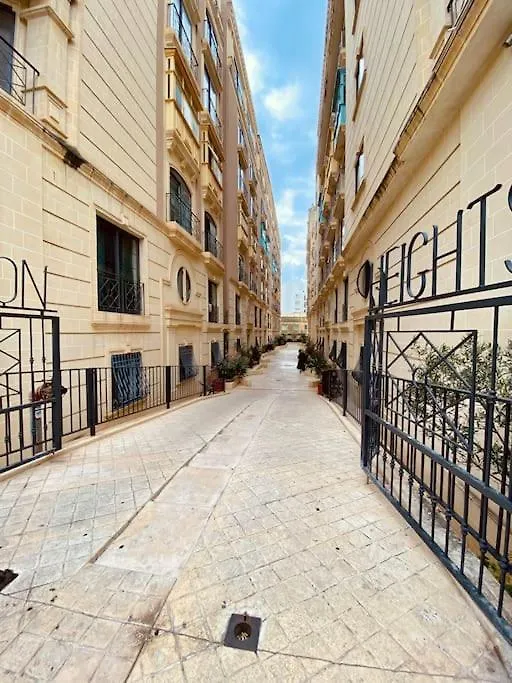 Good Value For Money - Close To D Seafront & Bars Sliema Apartment
