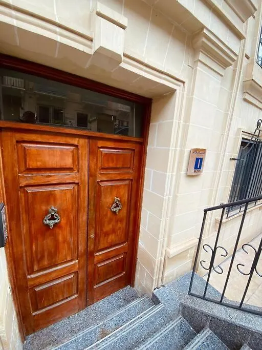 Apartment Good Value For Money - Close To D Seafront & Bars Sliema