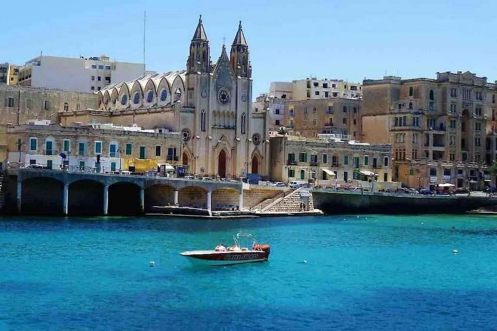 Good Value For Money - Close To D Seafront & Bars Sliema Malta
