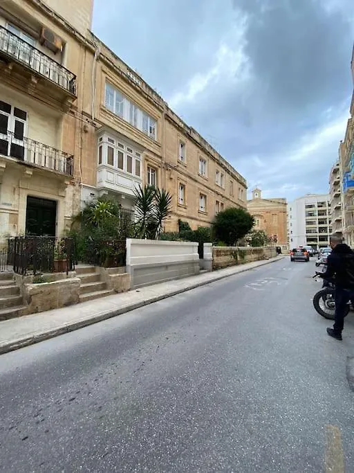 Good Value For Money - Close To D Seafront & Bars Sliema 0*,